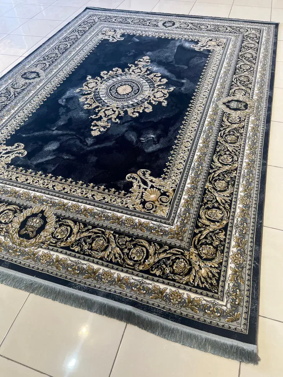 فرش های 700شانه تراکم 2550تمام نخ 10رنگ|فرش|قرچک, زیبا شهر|دیوار