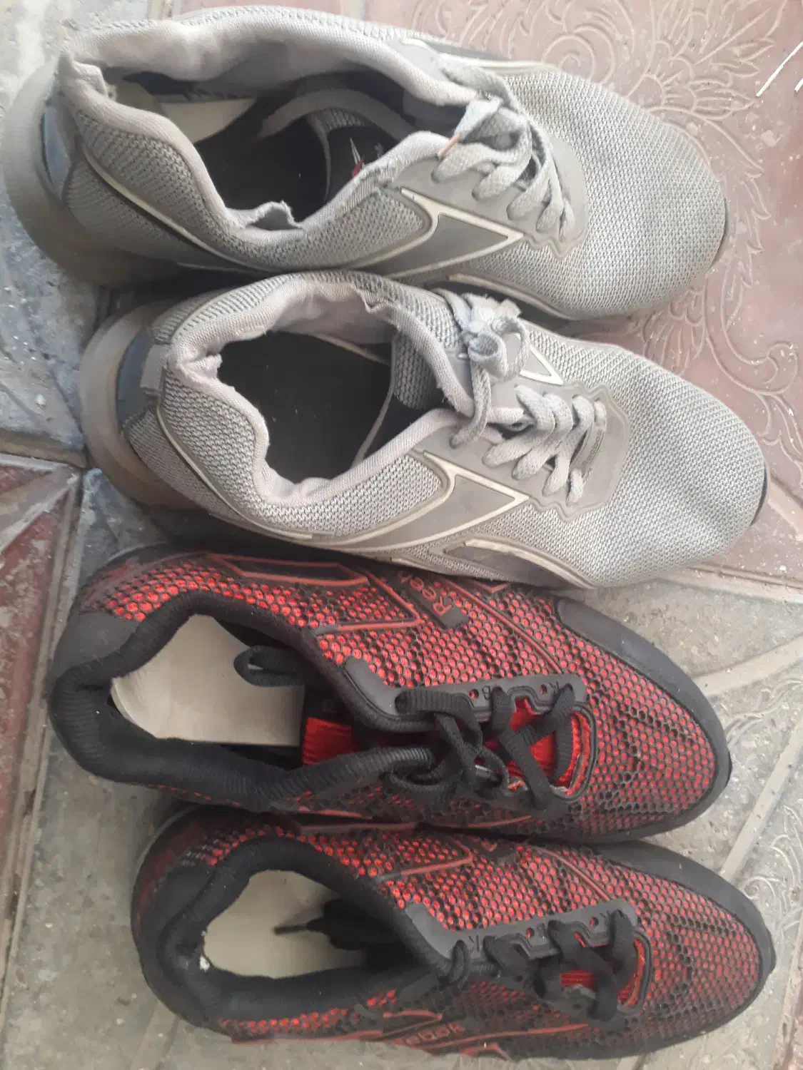 کفش (تعداد)|کیف، کفش، کمربند|گرمسار, |دیوار