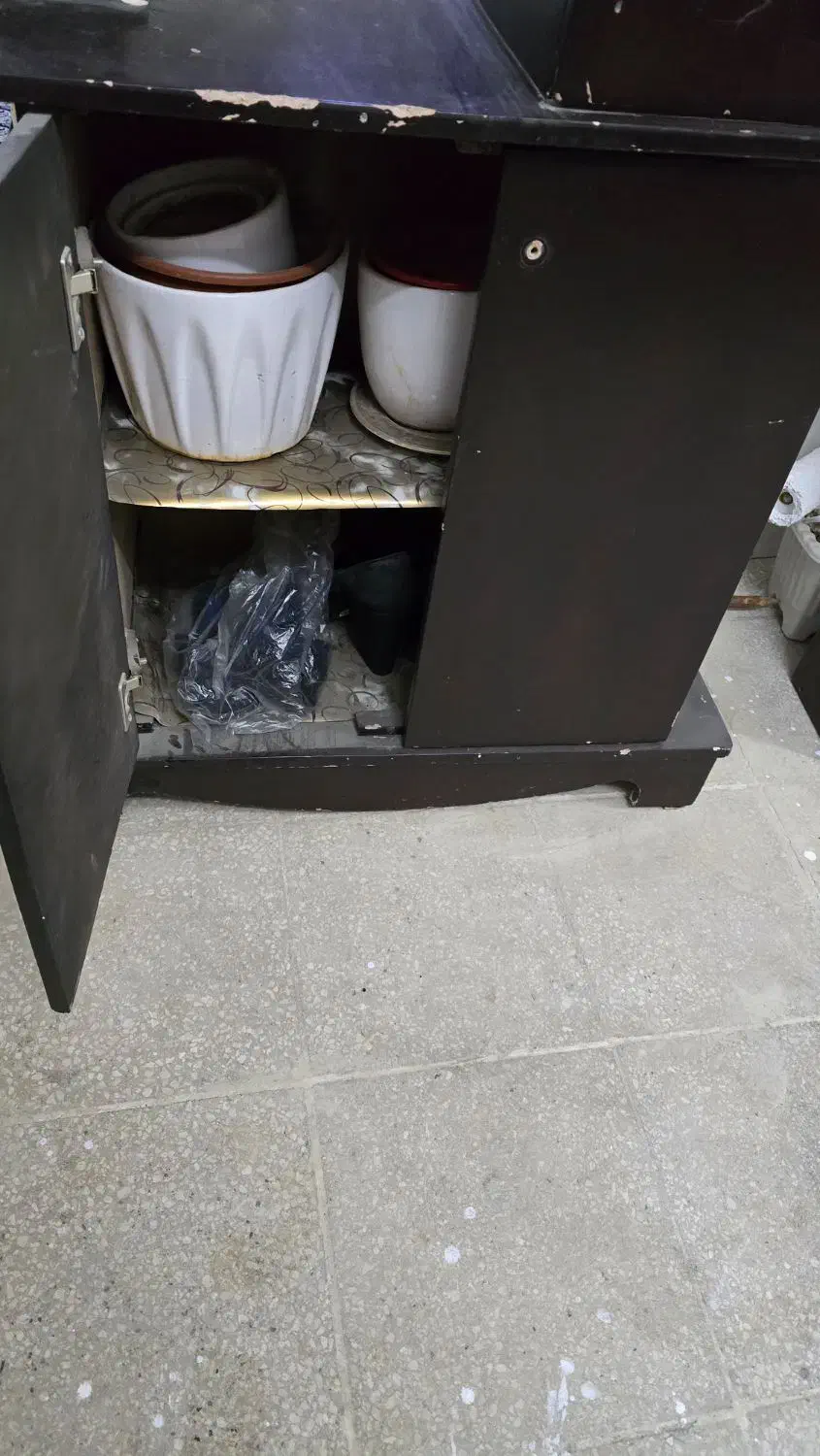 جاکفشی|جاکفشی، کمد، دراور|قم, شاه ابراهیم|دیوار