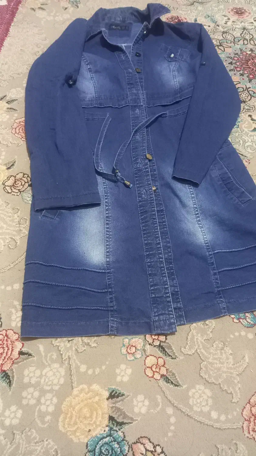 دو دست مانتو|لباس|گلبهار, شهر جدید گلبهار|دیوار