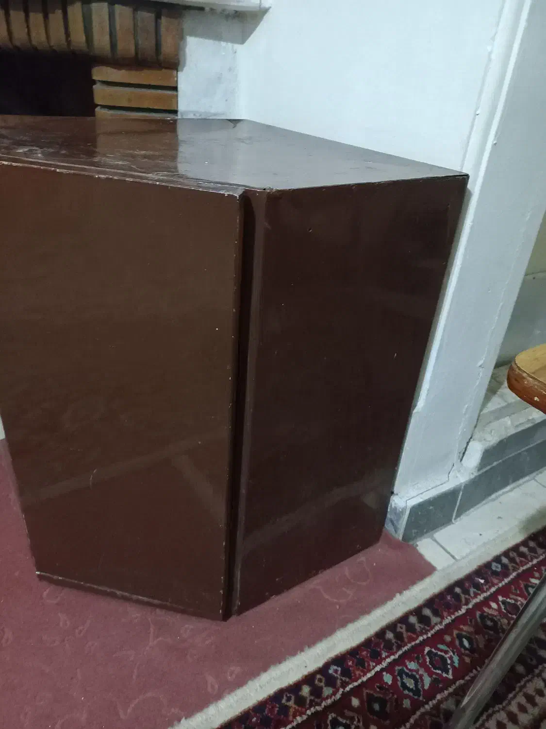 جاکفشی فلزی ورق ضخیم گالوانیزه و تعدادی وسایل|جاکفشی، کمد، دراور|کرج, کوی کارمندان جنوبی|دیوار