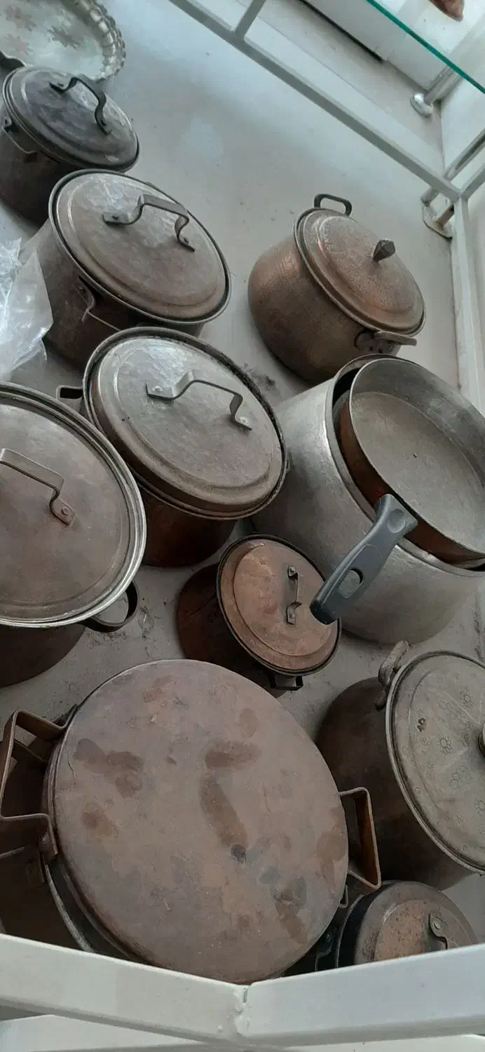 دیگ مسی دست دو و قدیمی|صنایع دستی و سایر لوازم تزئینی|یزد, |دیوار