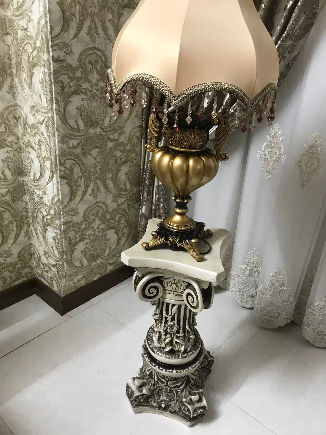 آباژور|چراغ خواب و آباژور|قم, شاه سید علی|دیوار