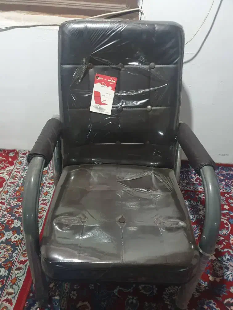 صندلی|مبلمان اداری|آستارا, |دیوار