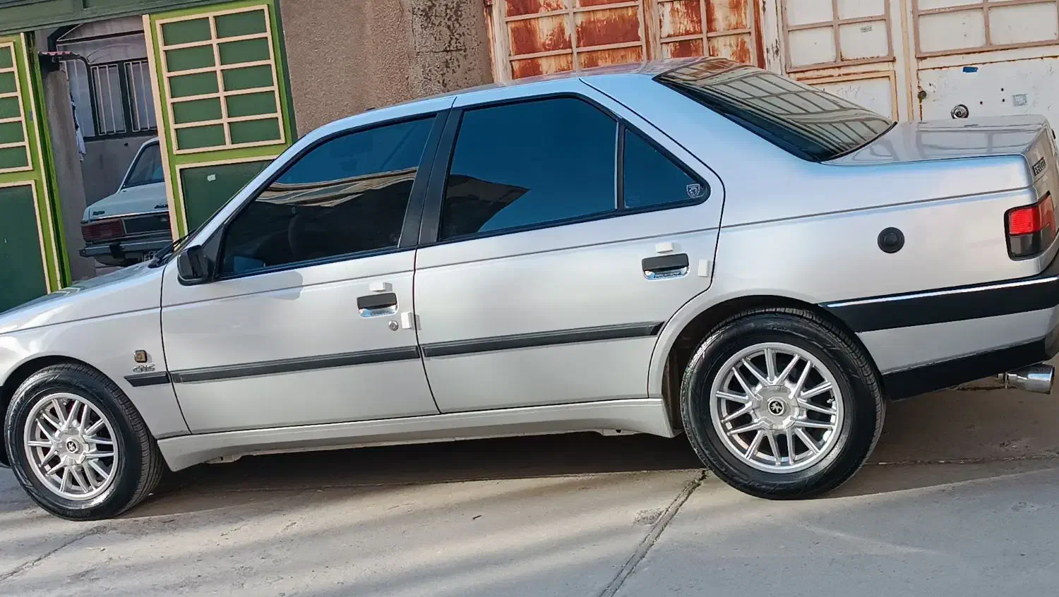 پژو ۴۰۵ دوگانه کارخانه|خودرو سواری و وانت|بانه, |دیوار