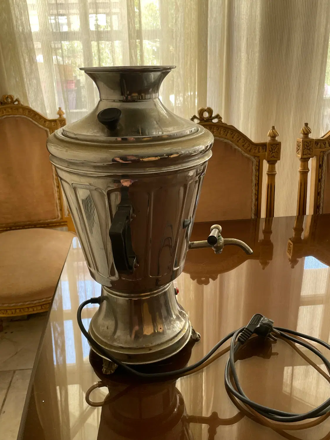 سماور برقی عالی نسب اصل ، سالم ، کارکرده|سماور، چایساز، قهوهساز|تهران, پردیسان|دیوار