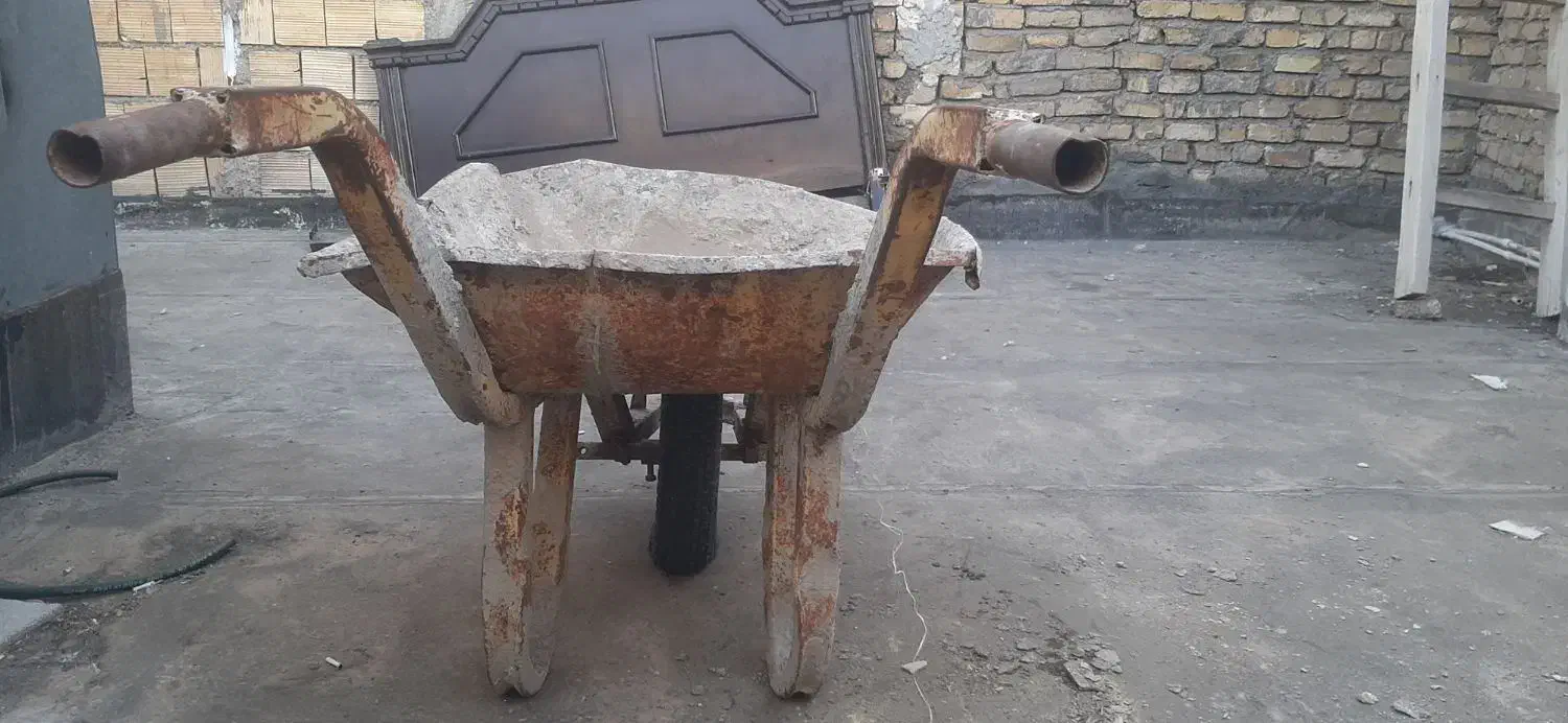 فرغون|ابزارآلات|تربت‌حیدریه, حسنی بالا|دیوار