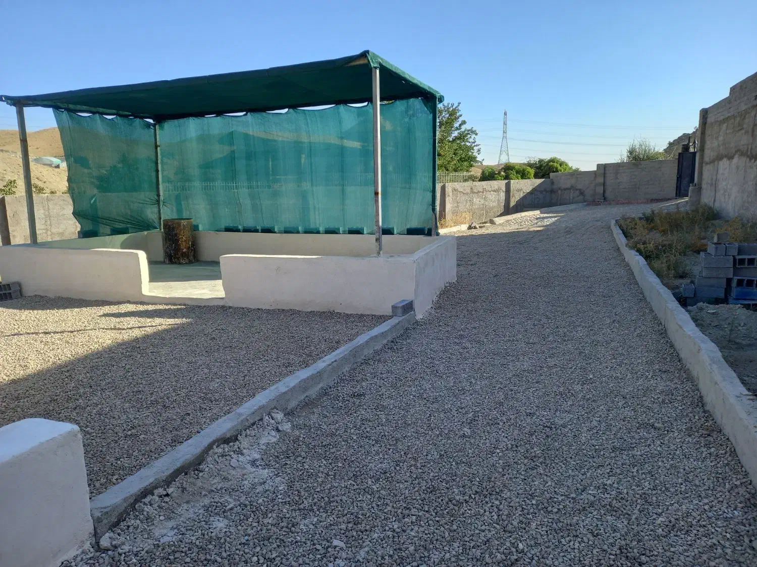 ۹۵۰متر دیوارکشی با عرصه وعیان کرشت پردیس|فروش زمین و ملک کلنگی|ری, شهید غیوری (ابن باویه)|دیوار