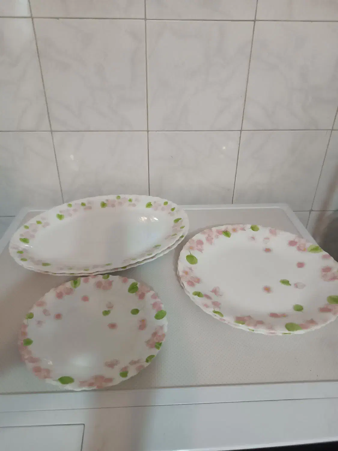 آرکوپال امارات|ظروف سرو و پذیرایی|مشهد, سیلو|دیوار