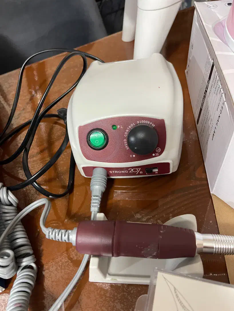 فروش لوازم کامل کاشت ناخن|آرایشی، بهداشتی، درمانی|ایلام, |دیوار