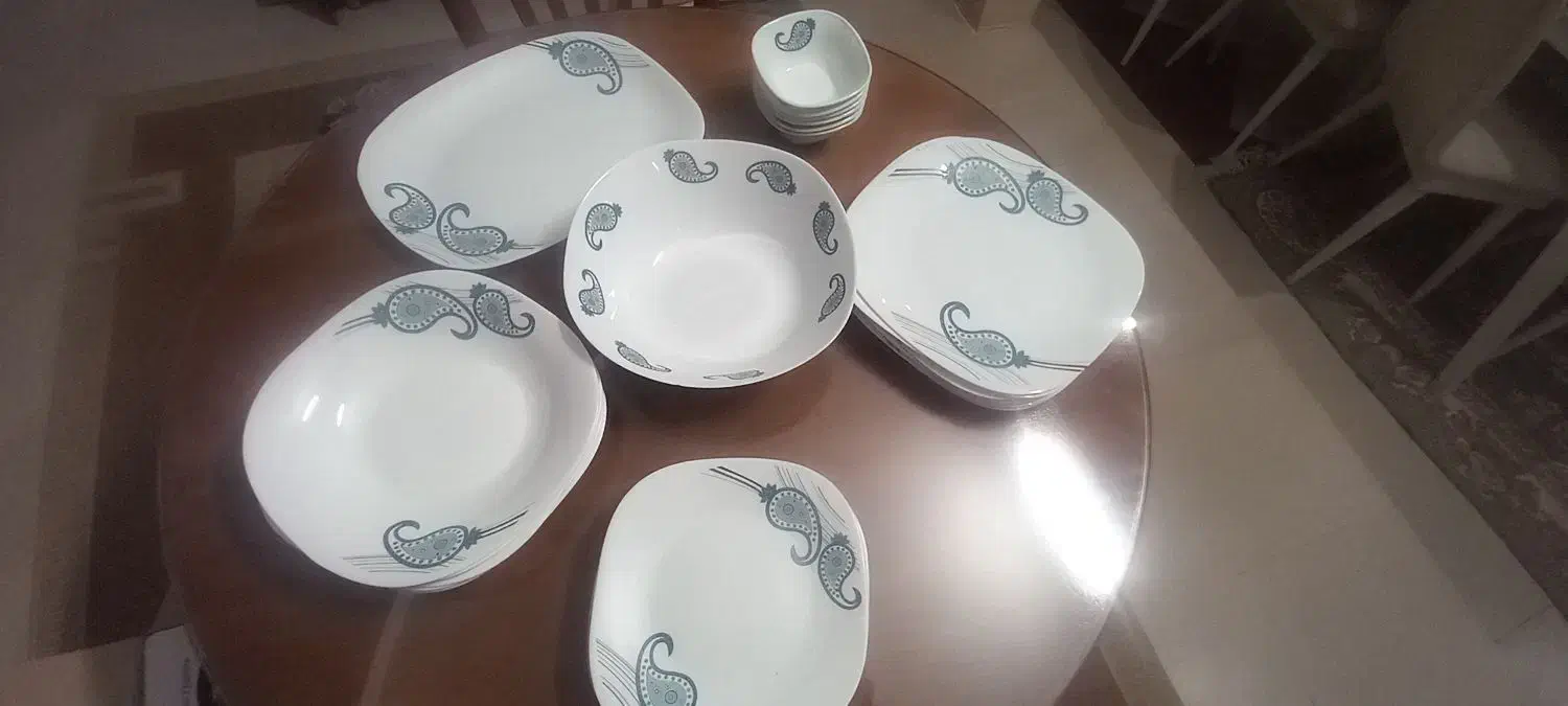 ۳دست سرویس آرکوپال فرانسوا|ظروف سرو و پذیرایی|بروجرد, |دیوار