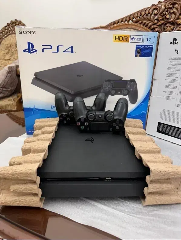 ps4 slim 1t(پلیستیشن۴اسلیم)کپی خور دودسته فول بازی|کنسول، بازی ویدئویی و آنلاین|یزد, |دیوار