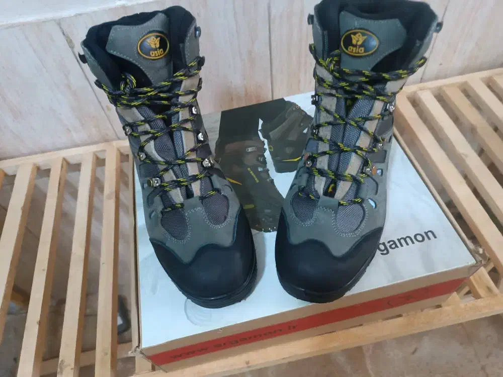 کفش کوه|کوهنوردی و کمپینگ|تهران, خرمشهر|دیوار