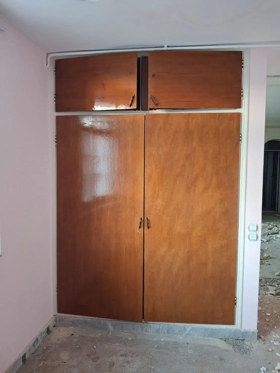 کمد دیواری و درب چوبی|جاکفشی، کمد، دراور|گنبد کاووس, |دیوار