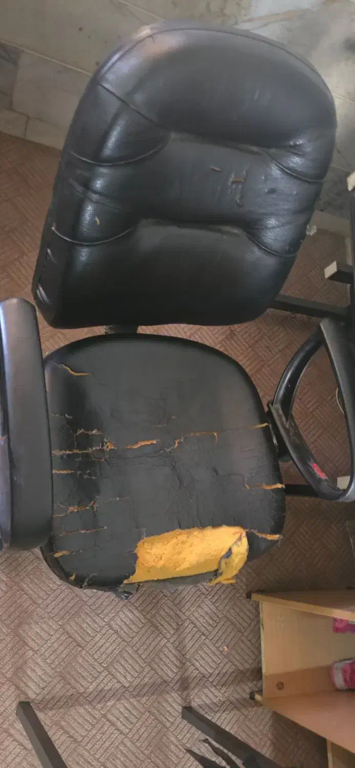 میز و صندلی|میز تحریر و کامپیوتر|یزد, |دیوار