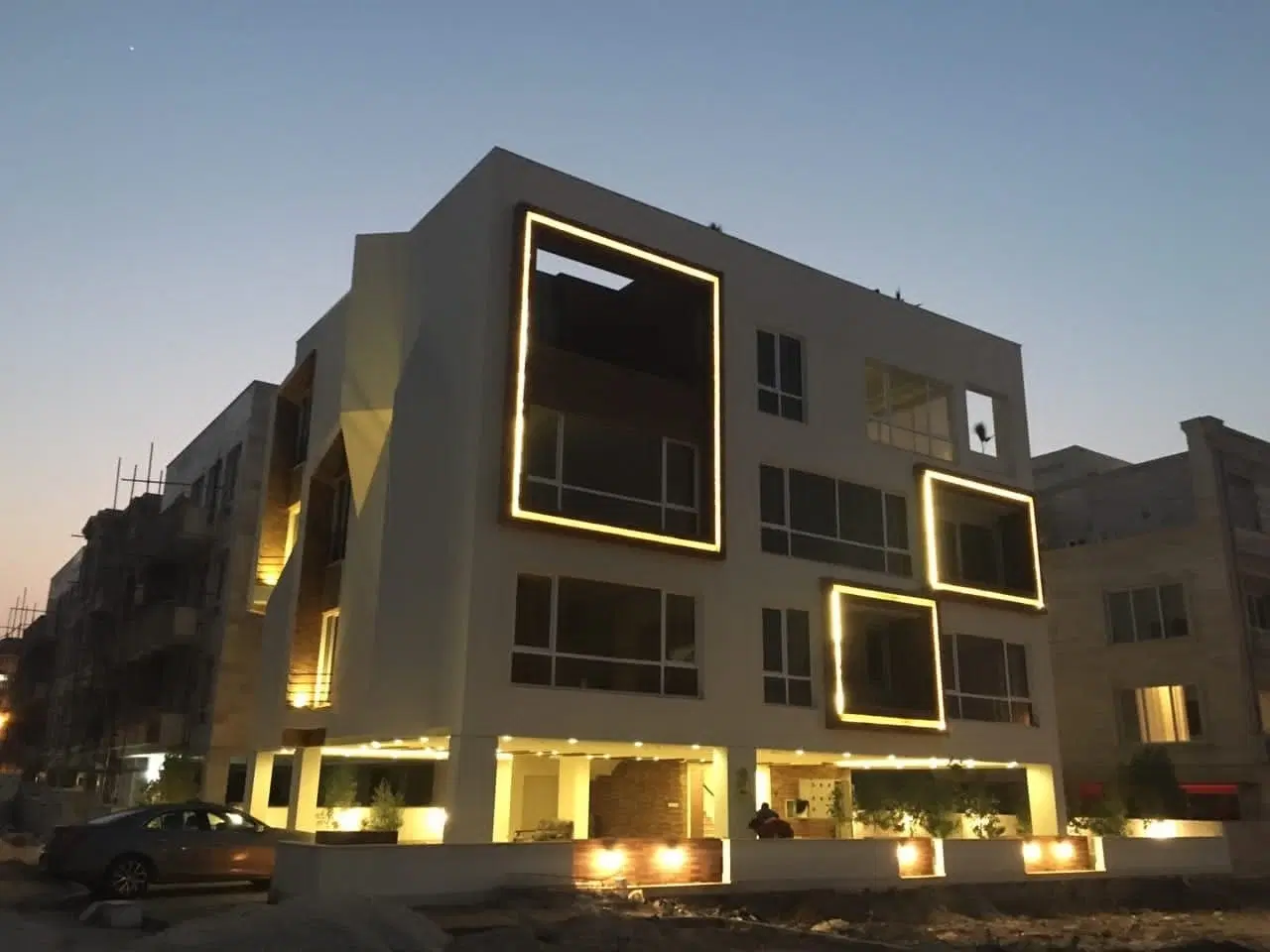 تصویر اصلی