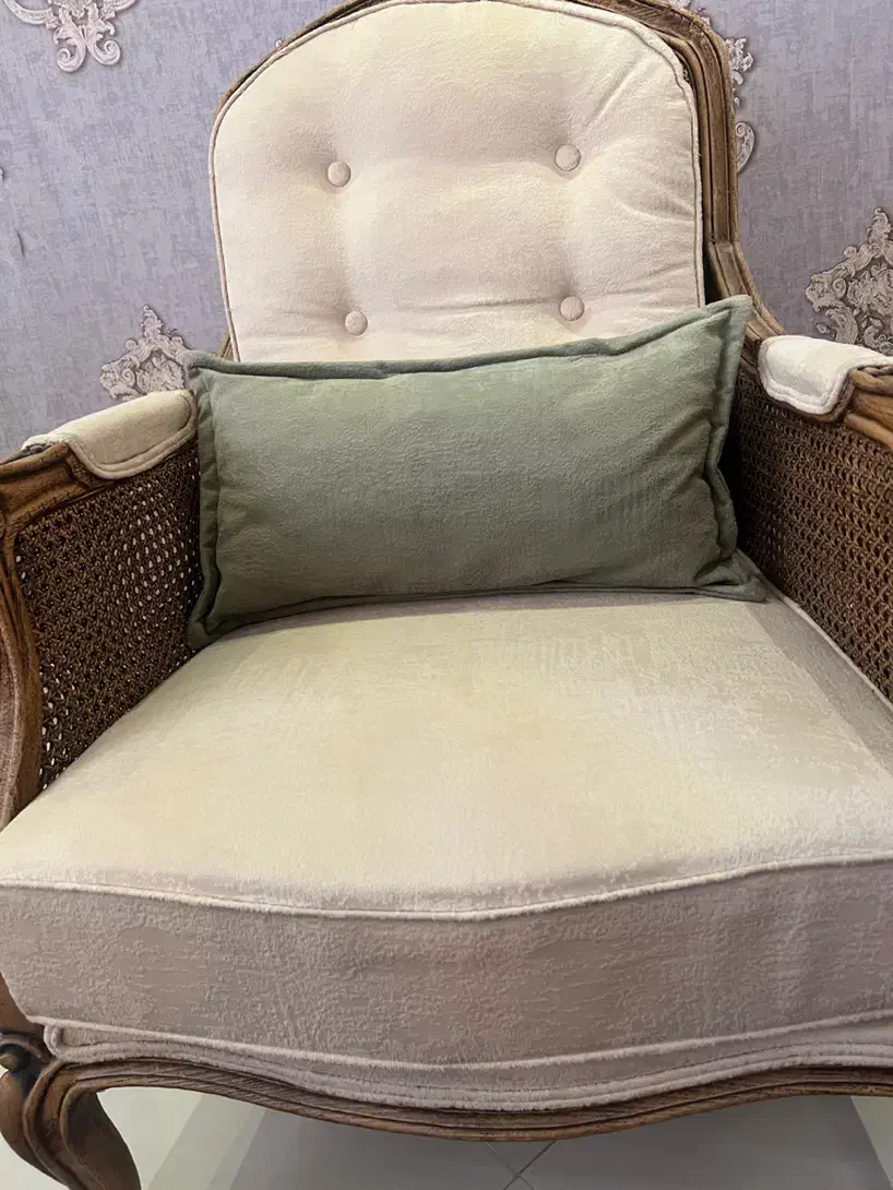 مبل ۹ نفره کویین فوق العاده نو|مبلمان خانگی و میز عسلی|بیرجند, |دیوار