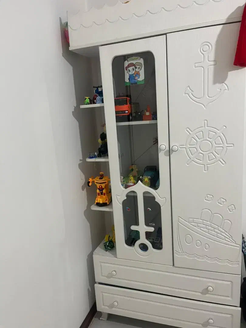 تخت خواب نوجوان و کمد|تخت و سرویس خواب|قوچان, |دیوار