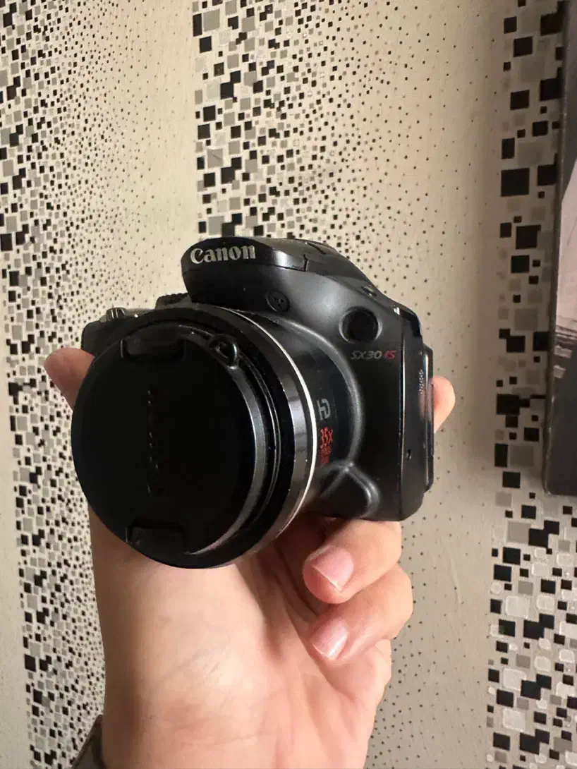 دروبین سوپرزوم کنون|دوربین عکاسی و فیلم‌برداری|شیراز, شاه قلی بیگی|دیوار