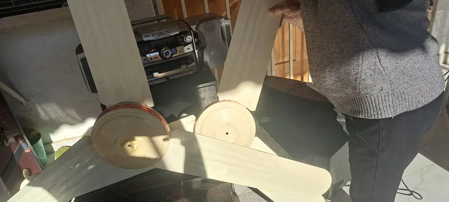 پنکه سالم و تمیز|پنکه و تصفیه‌کنندهٔ هوا|گرگان, |دیوار