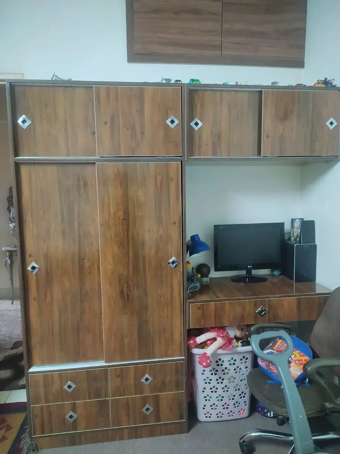 کمد دیواری|کتابخانه، شلف، قفسههای دیواری|اصفهان, خانه اصفهان|دیوار