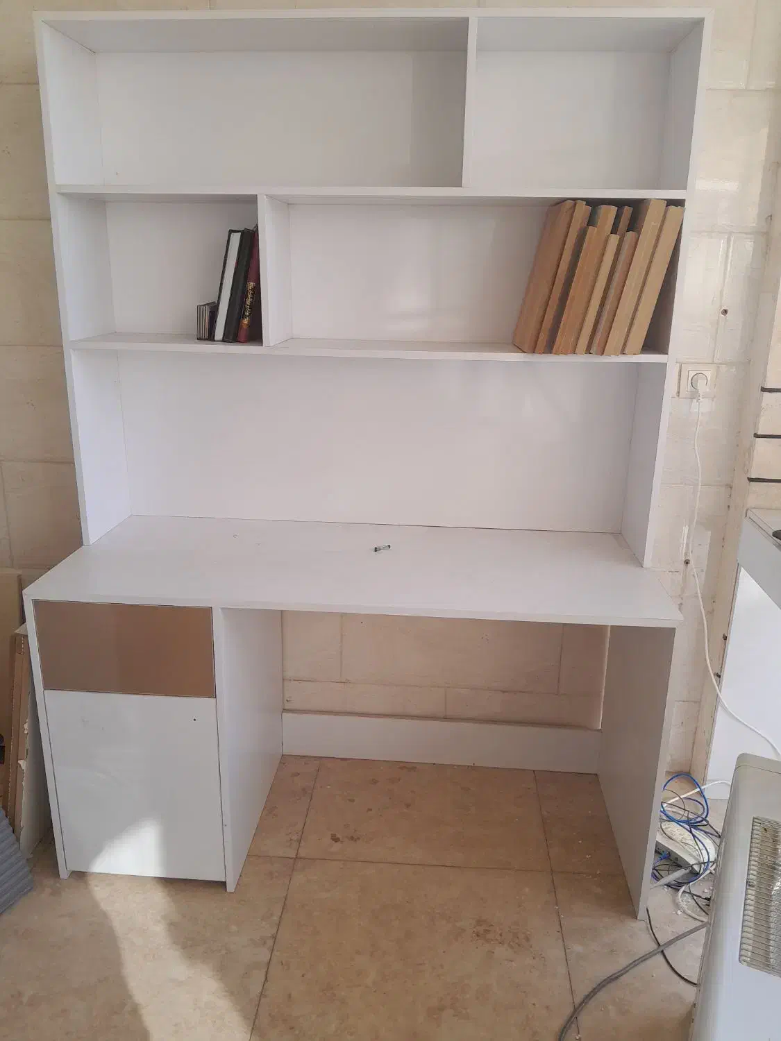 کمد دیواری|کتابخانه، شلف، قفسه‌های دیواری|آران و بیدگل, |دیوار