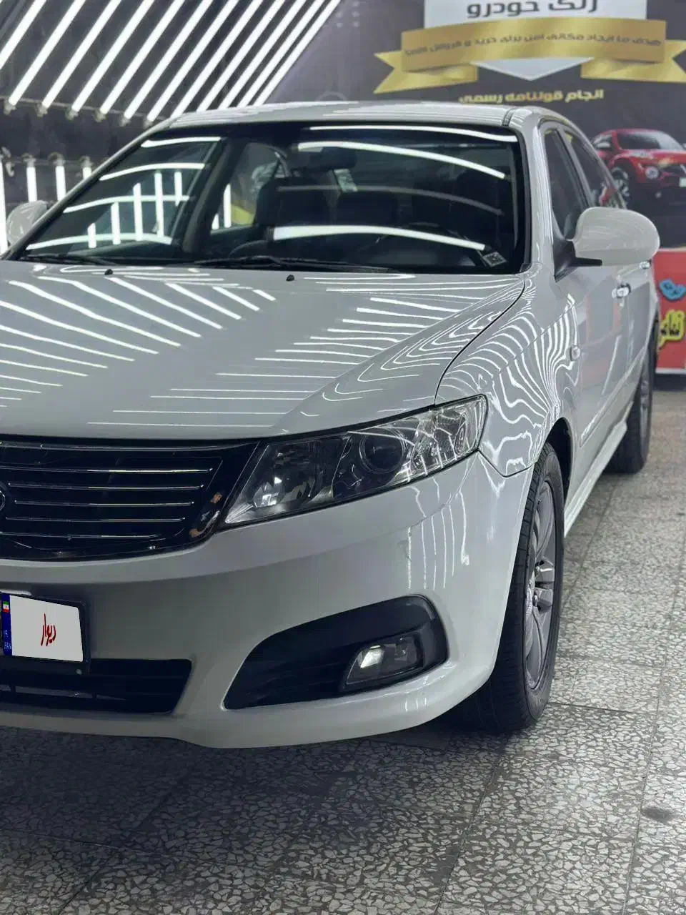 اپتیما ۲۰۱۰|خودرو سواری و وانت|اسلام‌شهر, شهرک واوان|دیوار