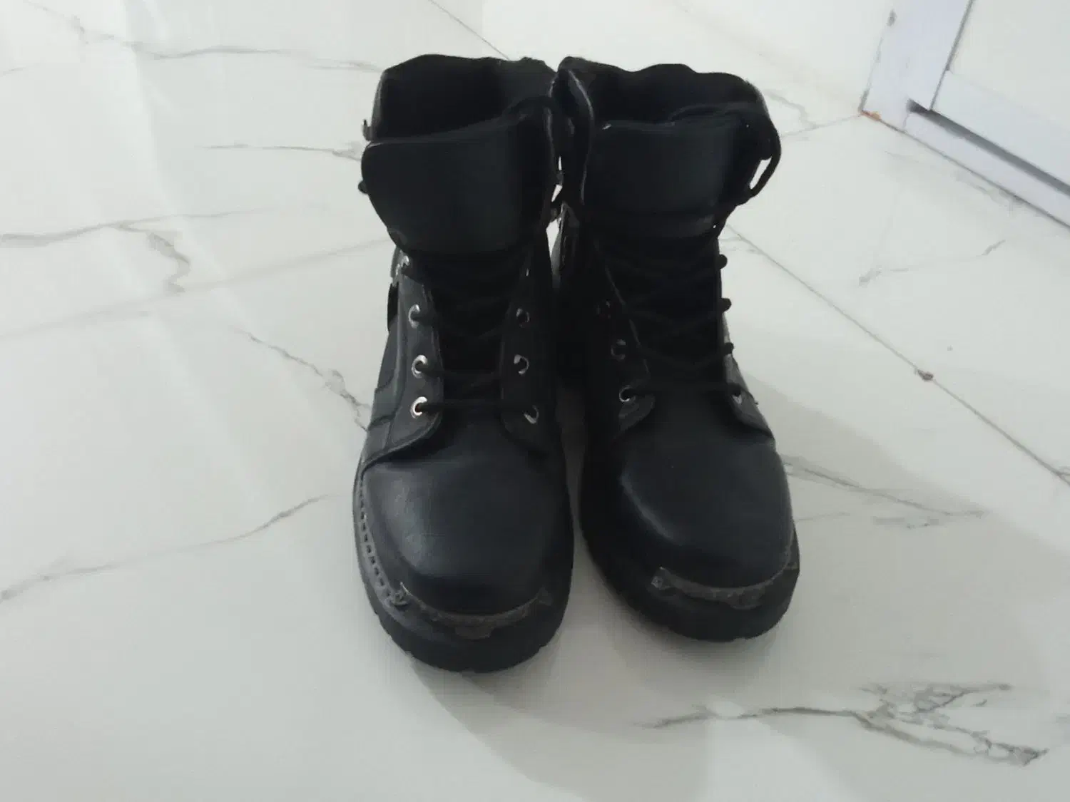 بوتین|کیف، کفش، کمربند|اردبیل, |دیوار