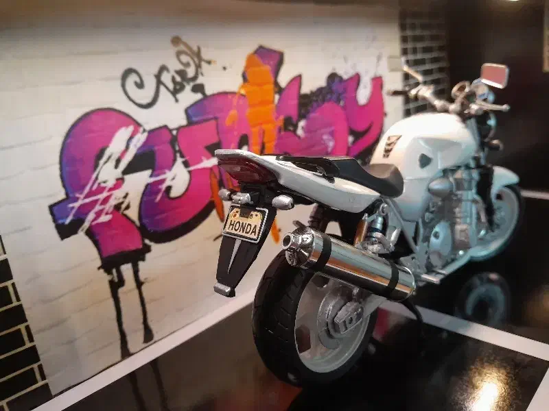 ماکت cb1300برفی|کلکسیون و سرگرمی|اردبیل, |دیوار