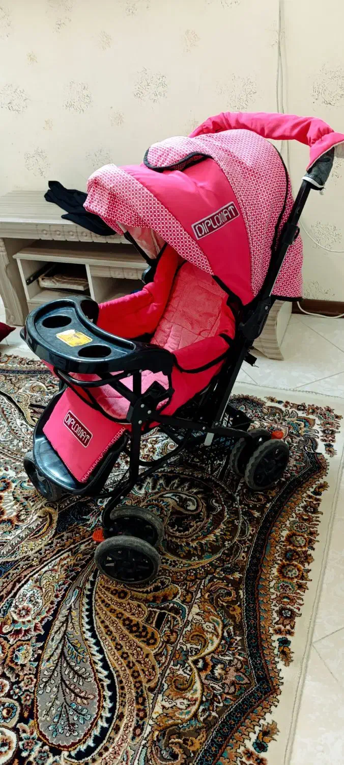 کالسکه و سه چرخه درحدنو|کالسکه و لوازم جانبی|گلبهار, شهر جدید گلبهار|دیوار