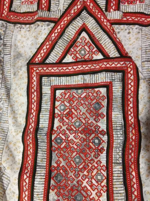 سیاه سفید دوزی و زه دوزی|لباس|ایرانشهر, |دیوار