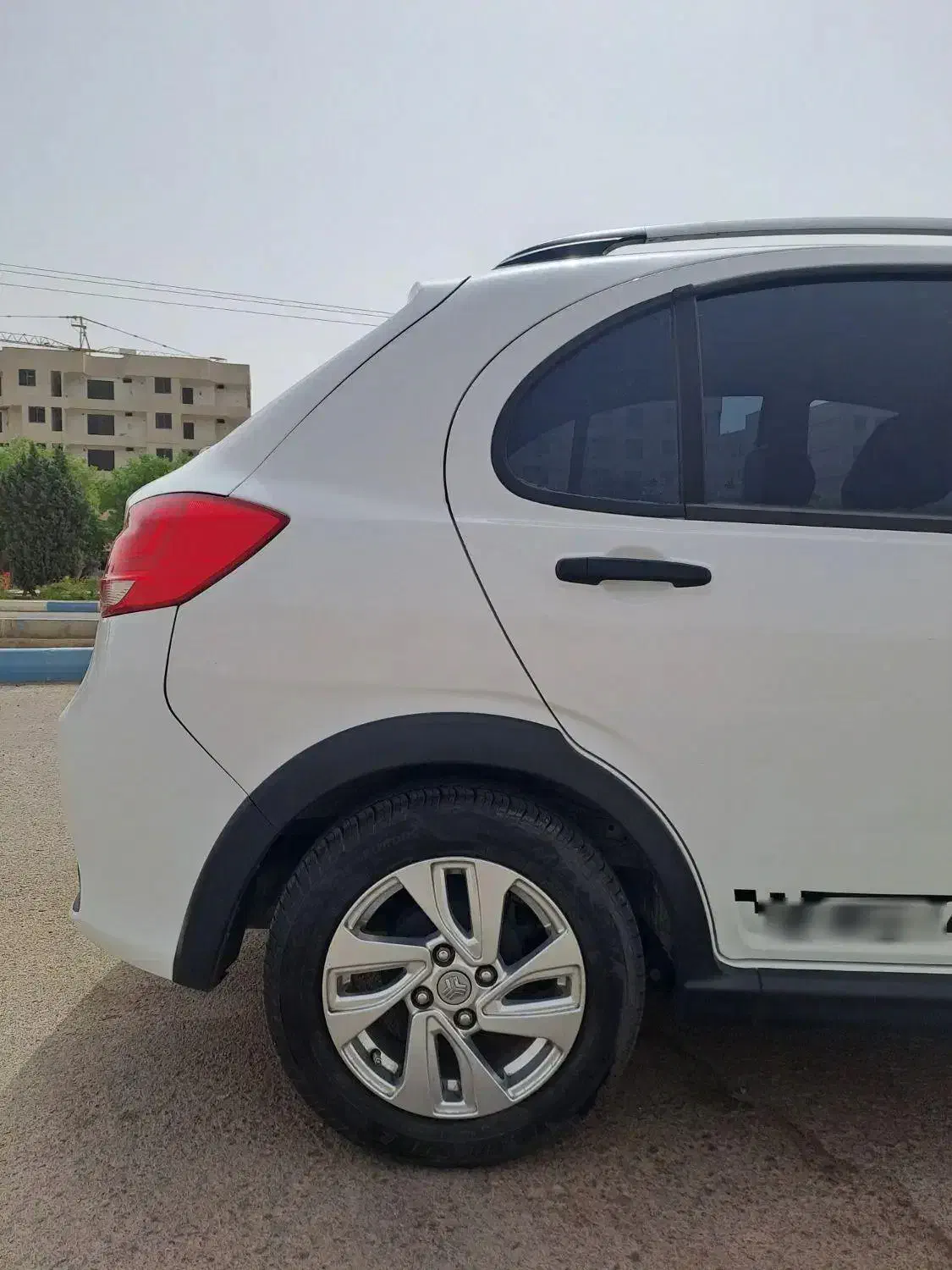 کوییک ۹۸|خودرو سواری و وانت|شاهین‌شهر, نظامی|دیوار