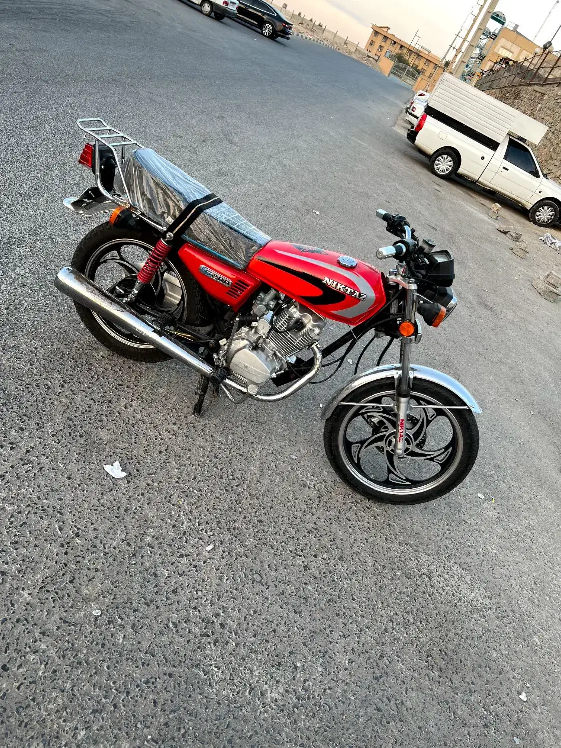 موتور ۲۰۰نیکتاز|موتورسیکلت|قم, دانش|دیوار