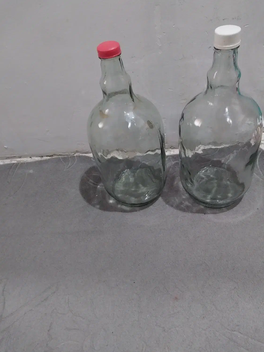 شیشه بزرگ جای آبغوره یا آبلیمو|ظروف سرو و پذیرایی|کرج, کوی امامیه|دیوار