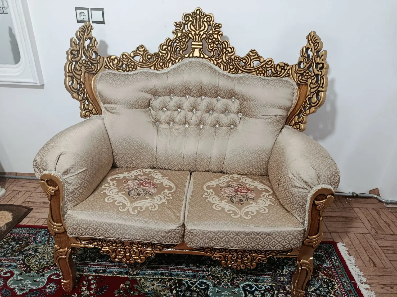 مبلمان|مبلمان خانگی و میز عسلی|اهر, |دیوار