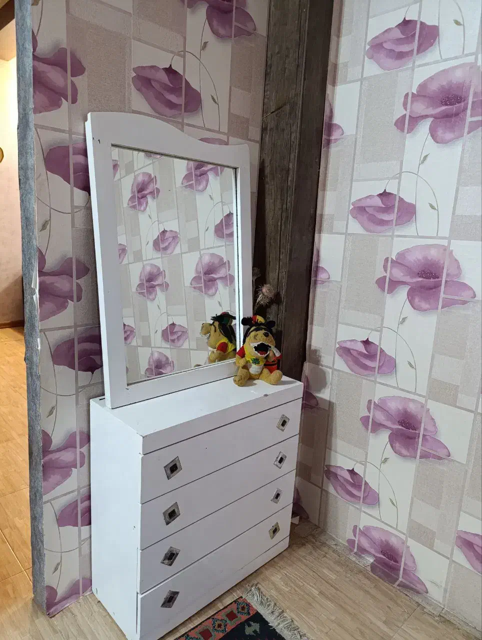 فروش فوری و حراج وسایل منزل|مبلمان خانگی و میز عسلی|هشتگرد, طاووسیه|دیوار