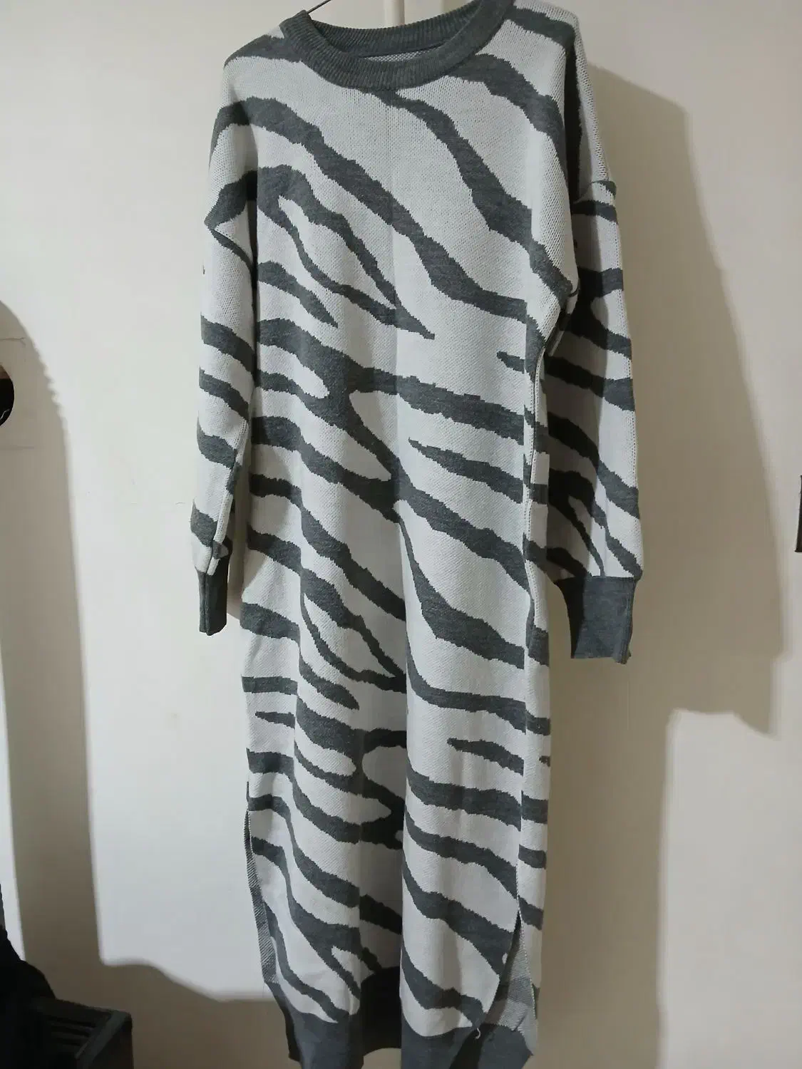 بافت شیک وبلندکاملاسالم مناسب تاسایز۴۶|لباس|ملایر, |دیوار