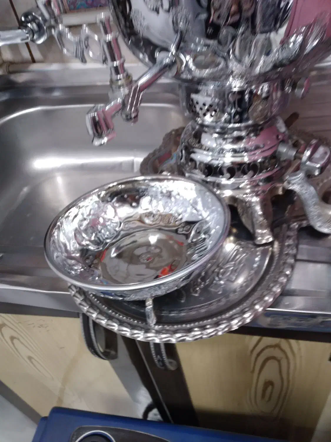 سماور گازی ۶ لیتری ست کامل طغیان زیر قیمت|سماور، چایساز، قهوهساز|پرند, فاز ۲|دیوار