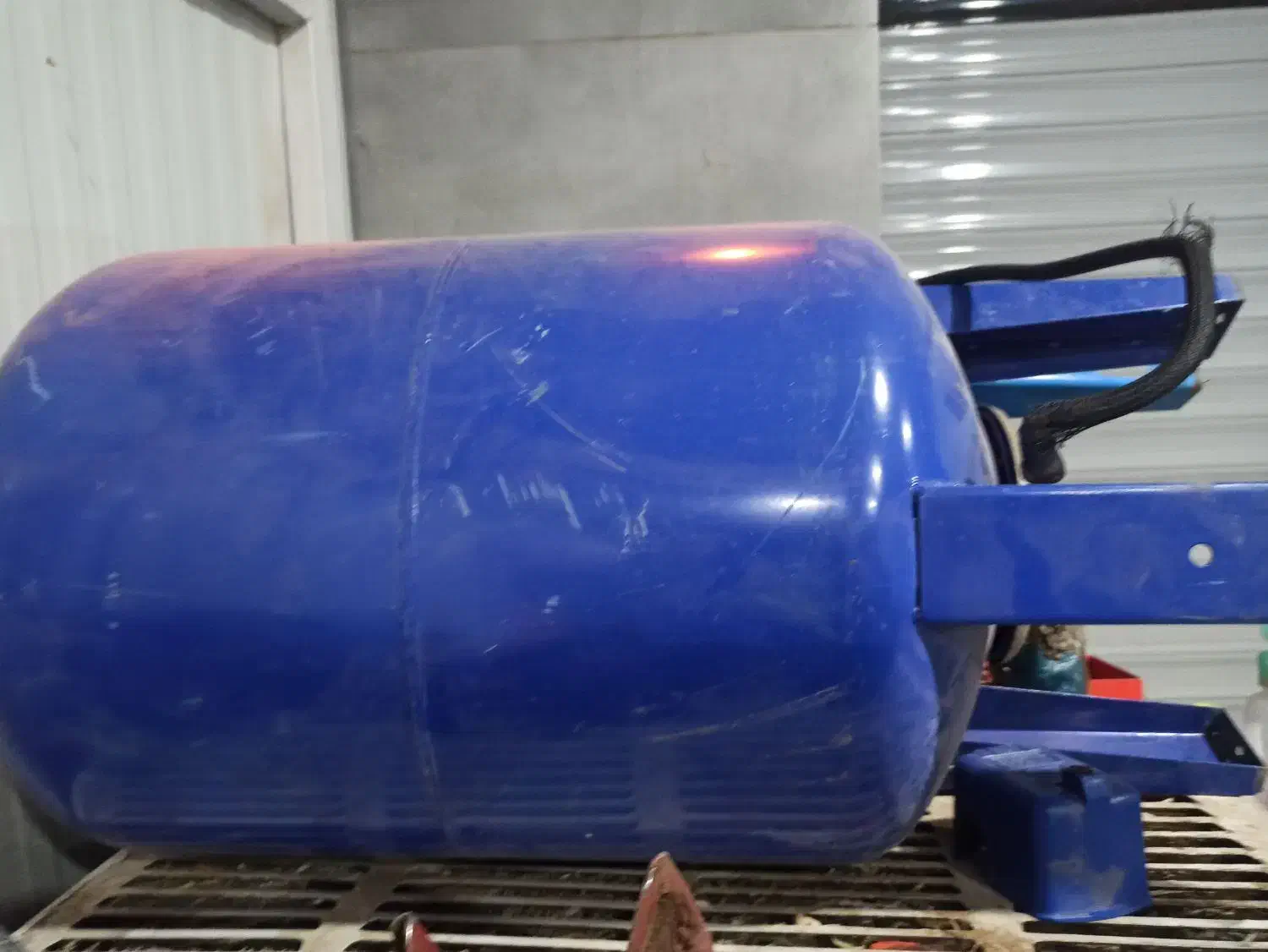 منبع تحت فشار 100لیتری|مصالح و تجهیزات ساختمان|کرمان, |دیوار