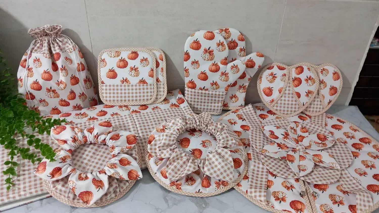 سرویس آشپزخانه عروس|سفره، حوله، دستمال آشپزخانه|قم, پردیسان|دیوار