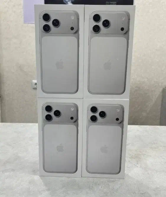 17promax فول کپی قیمت 8900تومان|موبایل|شیراز, زند|دیوار