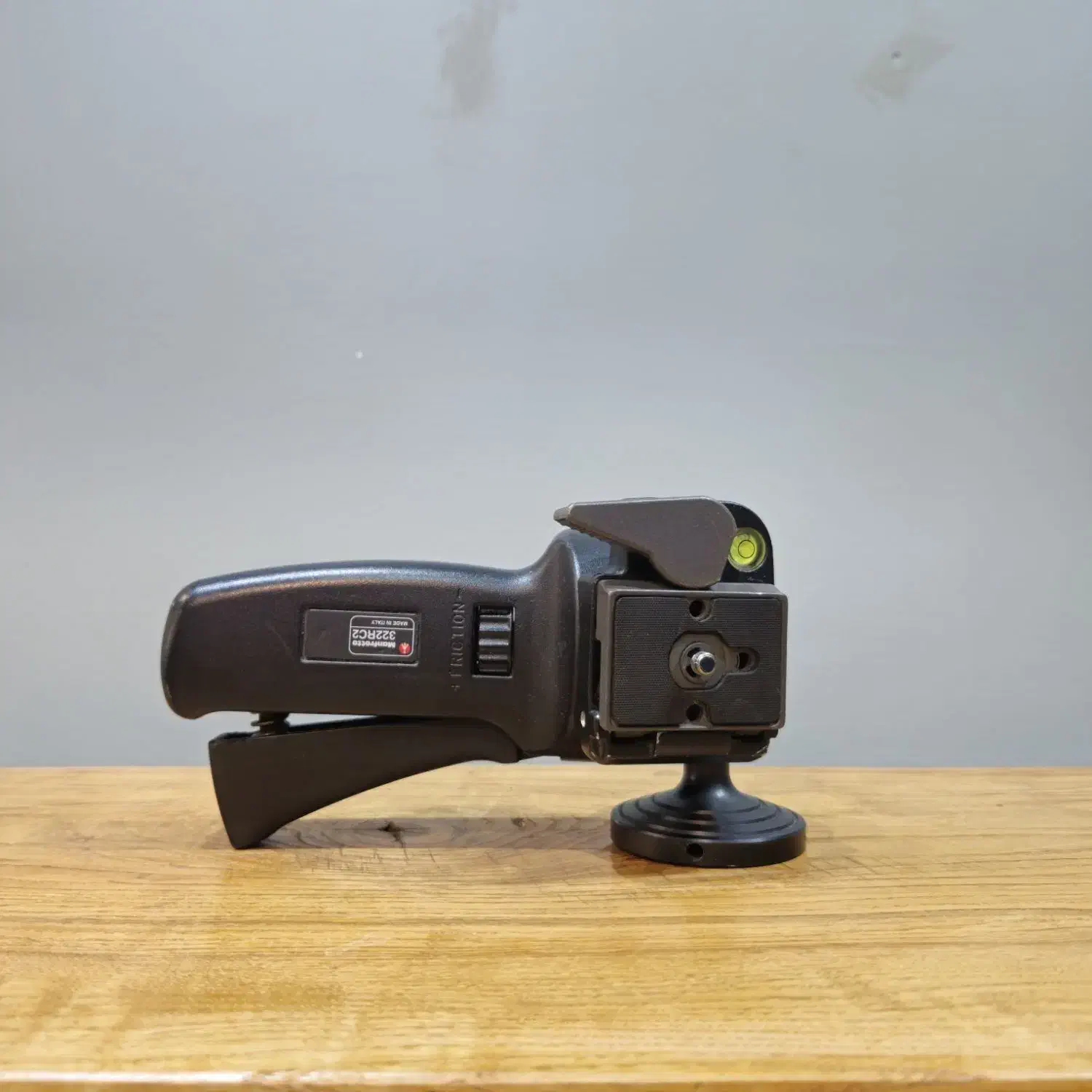 هد یا کلگی خلبانی سهپایه Manfrotto مدل Joystick|دوربین عکاسی و فیلمبرداری|تهران, تجریش|دیوار