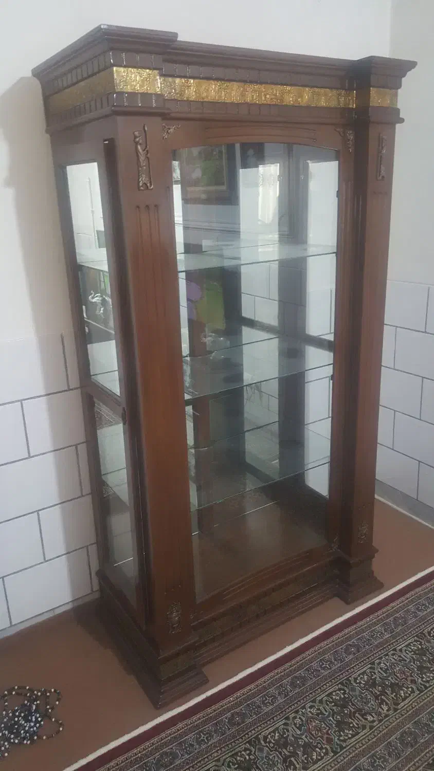 بوفه تمیز زیبا|بوفه، ویترین، کنسول|اراک, |دیوار