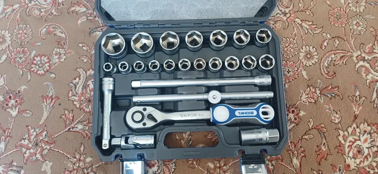 جعبه بکس24پارچه تندیس|ابزارآلات|لنجان, |دیوار