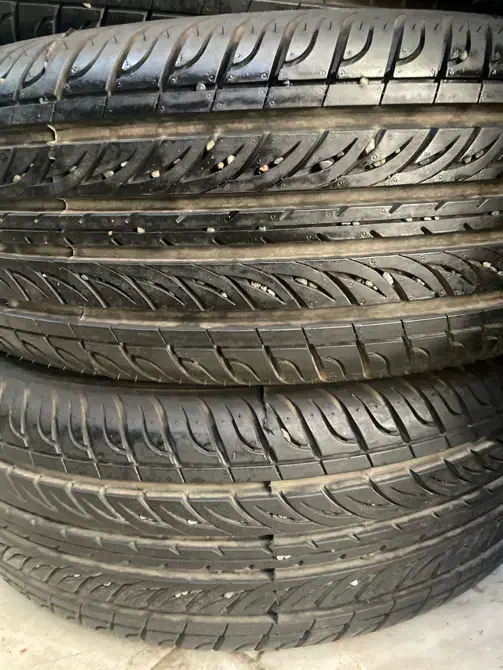 لاستیک ۲۰۵/۶۰/۱۵|قطعات یدکی و لوازم جانبی|پاکدشت, پاکدشت (مامازند)|دیوار