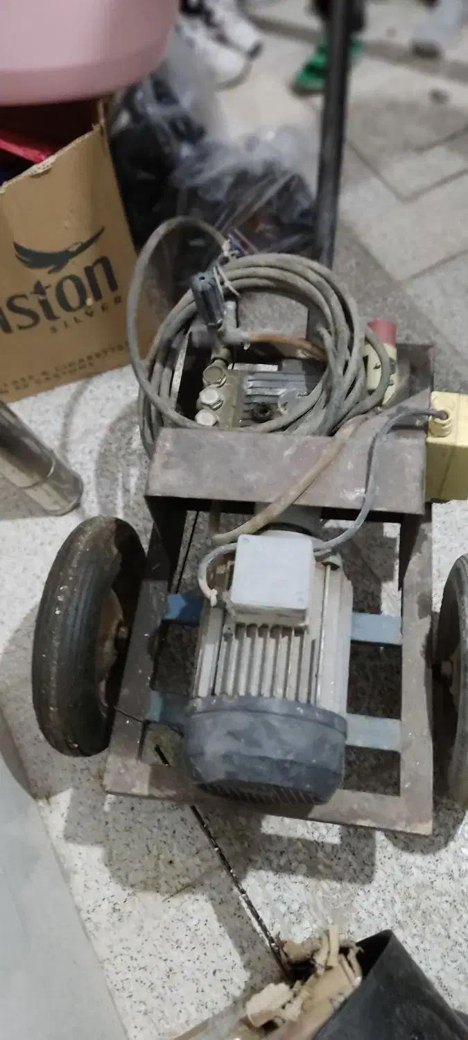 کارواش صنعتی کم کارکرد|ماشین‌آلات صنعتی|زنجان, |دیوار