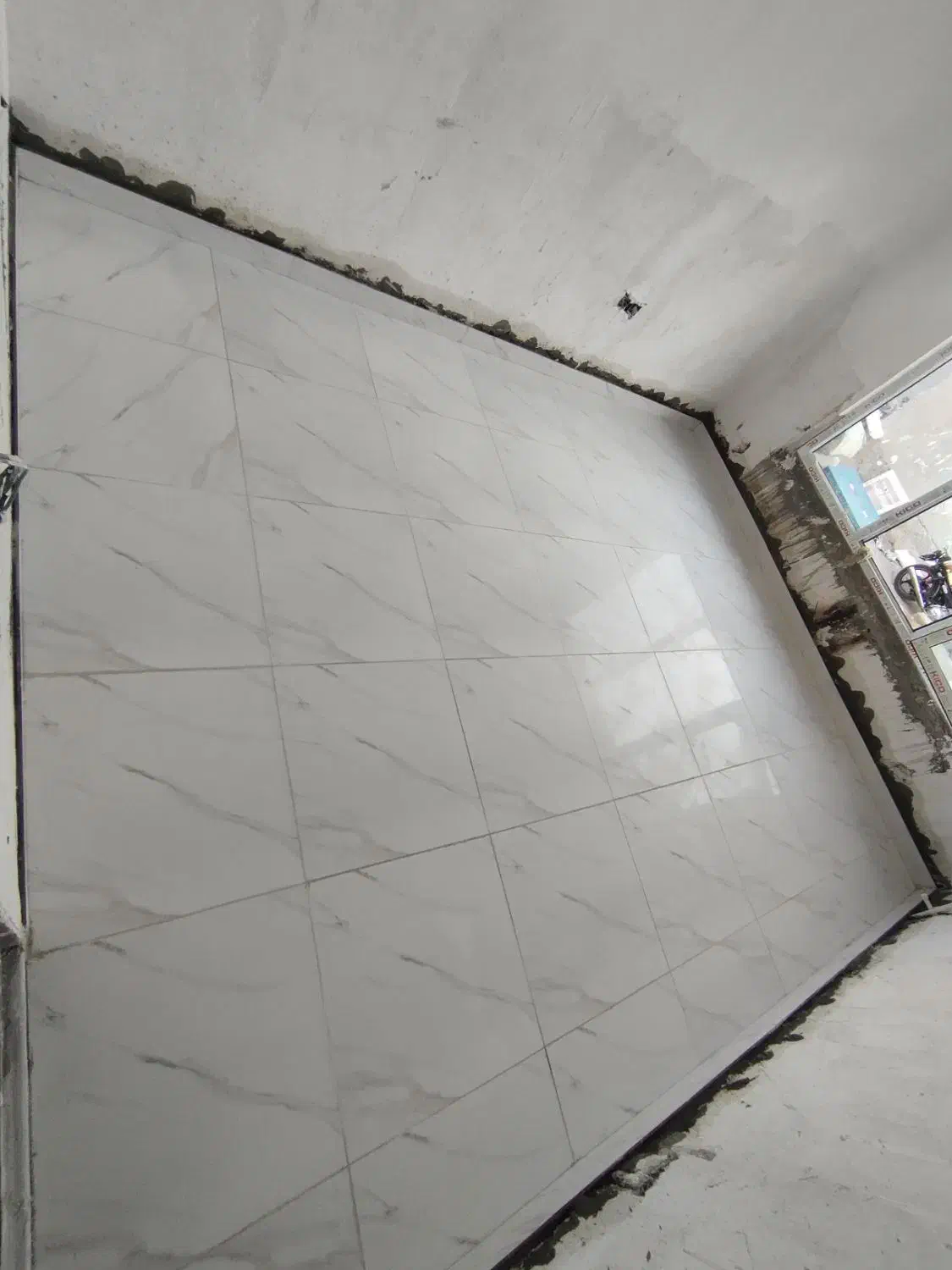 کاشیکاری و سنگ کاری ساده|خدمات پیشه و مهارت|هرسین, |دیوار