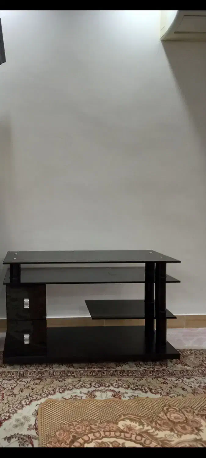 میز شیشه ای ۴ طبقه رنگ دودی|میز تلویزیون|فومن, |دیوار