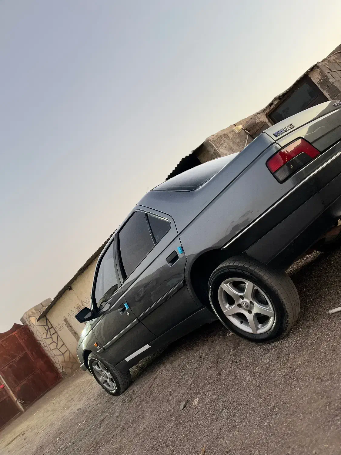 405 مدل 95 بدون رنگ|خودرو سواری و وانت|رفسنجان, |دیوار