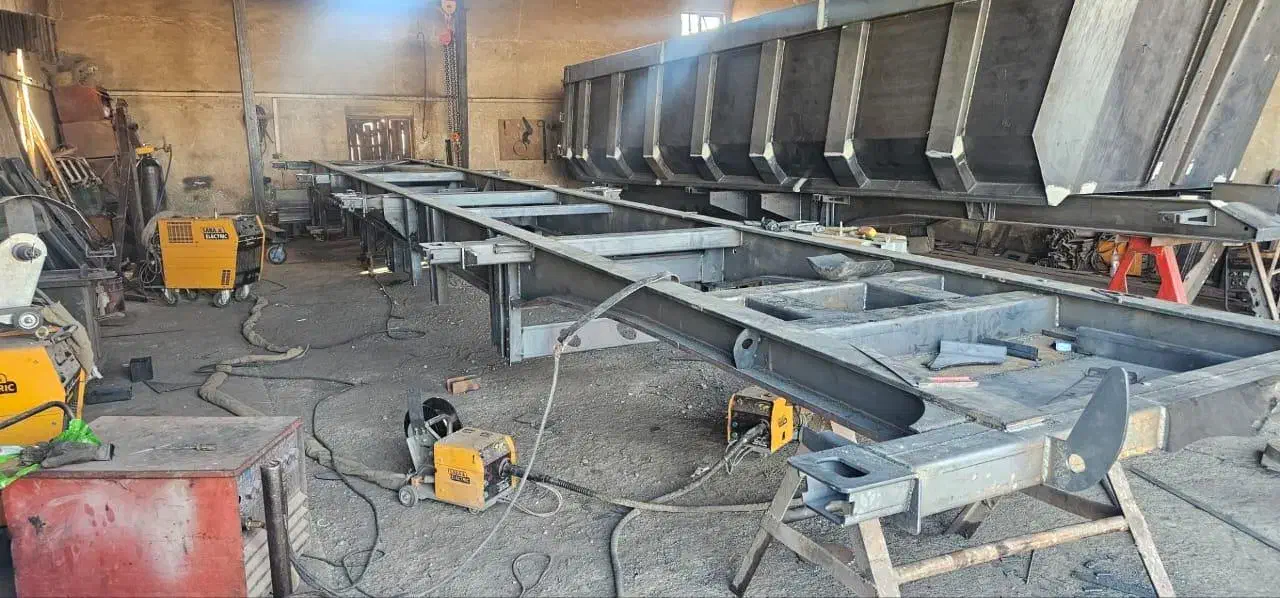 تریلر سه محور|قطعات یدکی و لوازم جانبی|برخوار, |دیوار